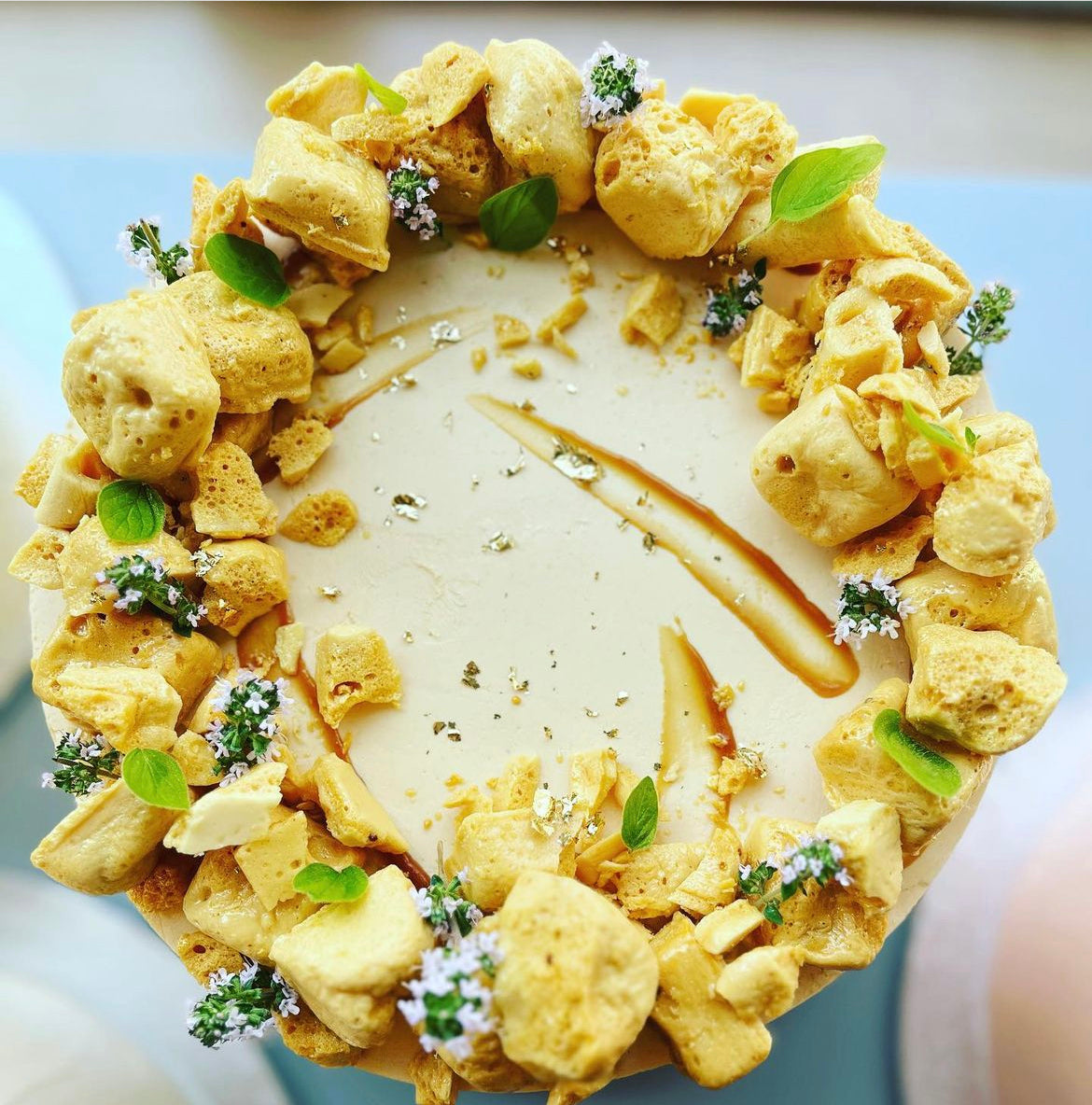 HoneyComb + Caramel Cake