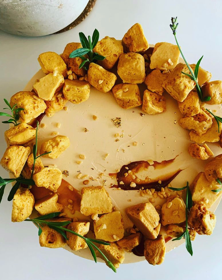 HoneyComb + Caramel Cake